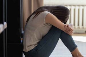 心理灵客松明《玩转压力：积极情绪养成课》网赚项目-副业赚钱-互联网创业-资源整合老猫网赚